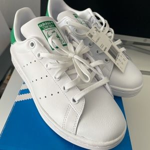 Adidas Stan Smith Kids Size 4